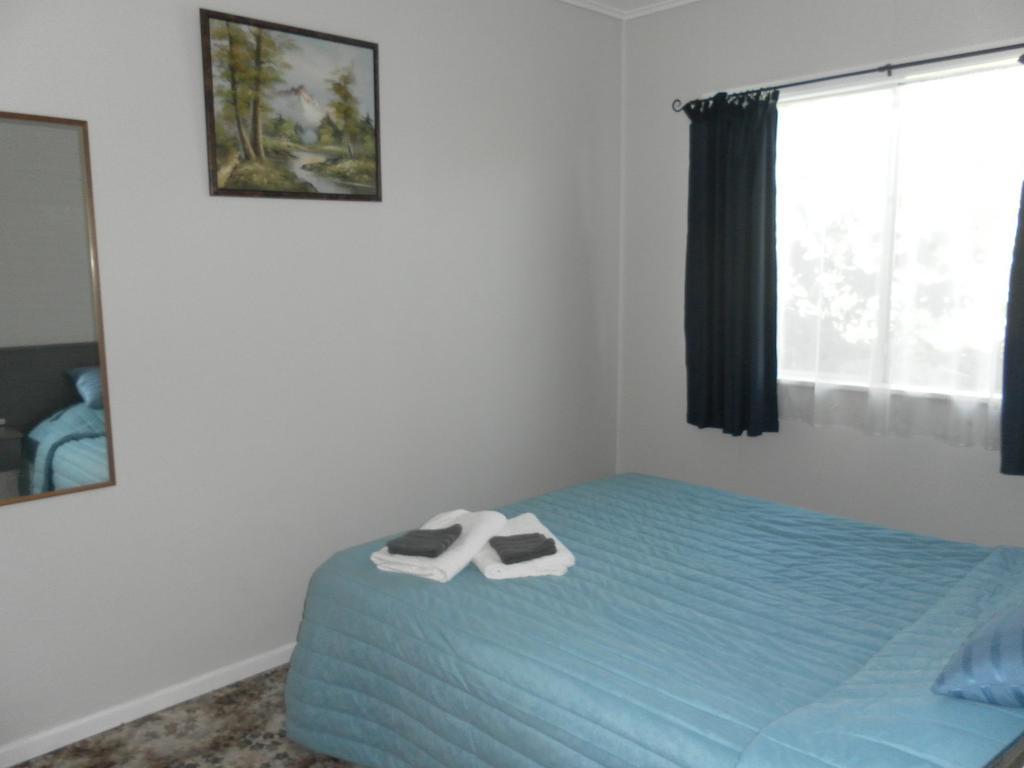 Beachside Sunnyvale Motel Picton Bagian luar foto