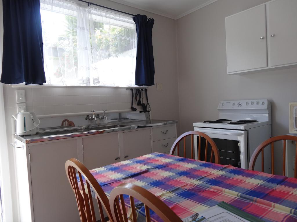 Beachside Sunnyvale Motel Picton Bagian luar foto