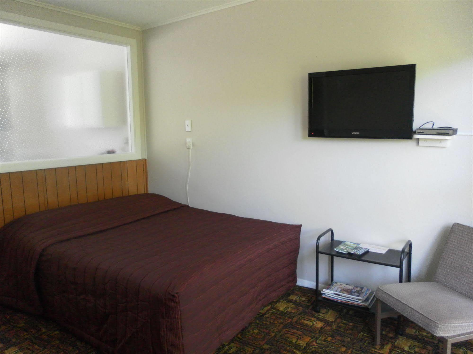 Beachside Sunnyvale Motel Picton Bagian luar foto