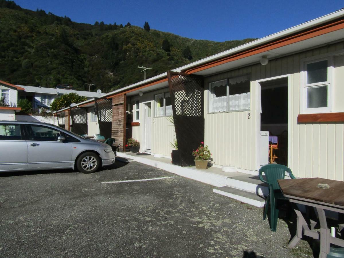 Beachside Sunnyvale Motel Picton Bagian luar foto